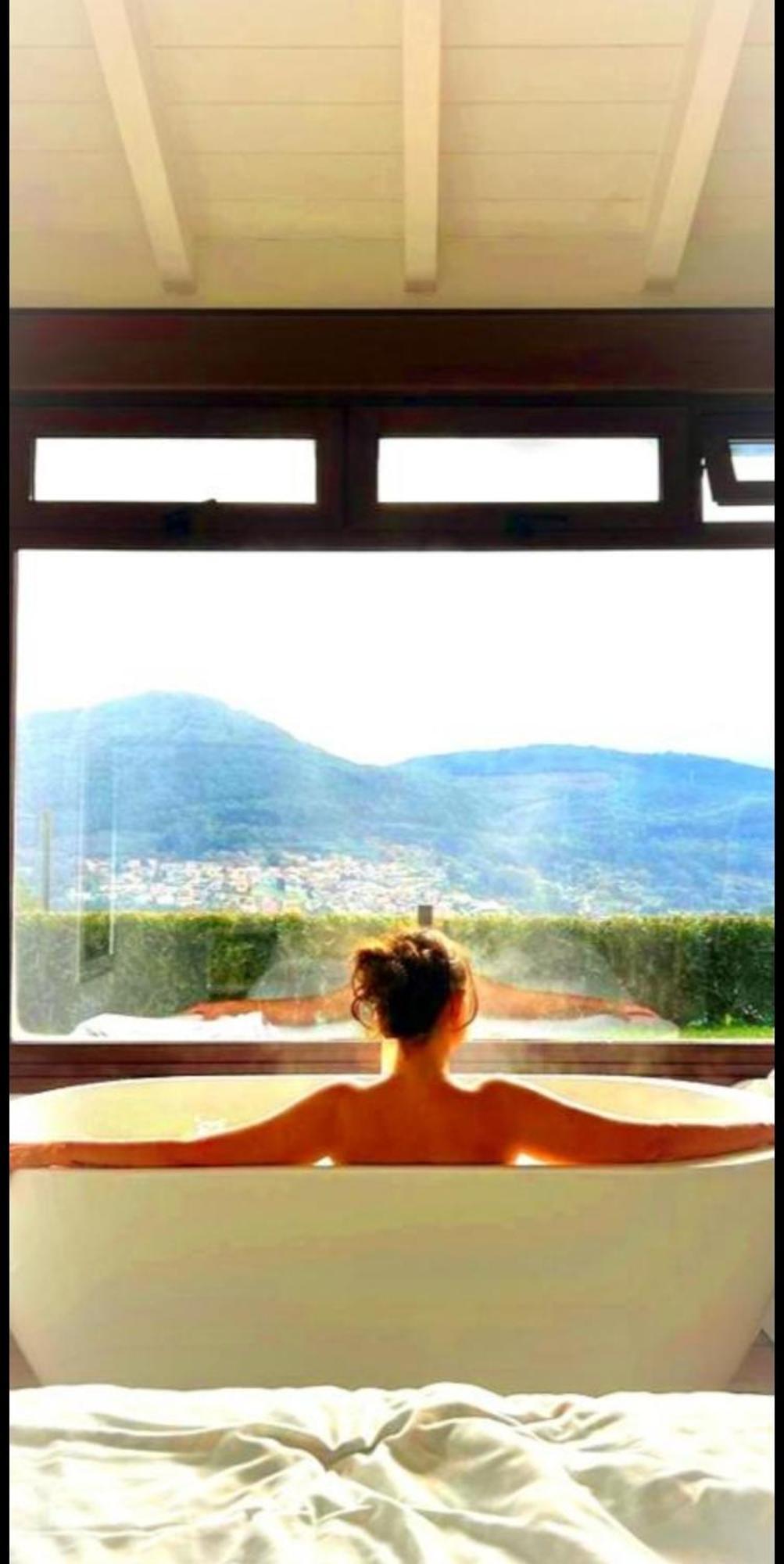 Casa Nueva De Vigo Rural Mos Con Jacuzzi Y Chimenea Para Escapada Romantica Bagian luar foto