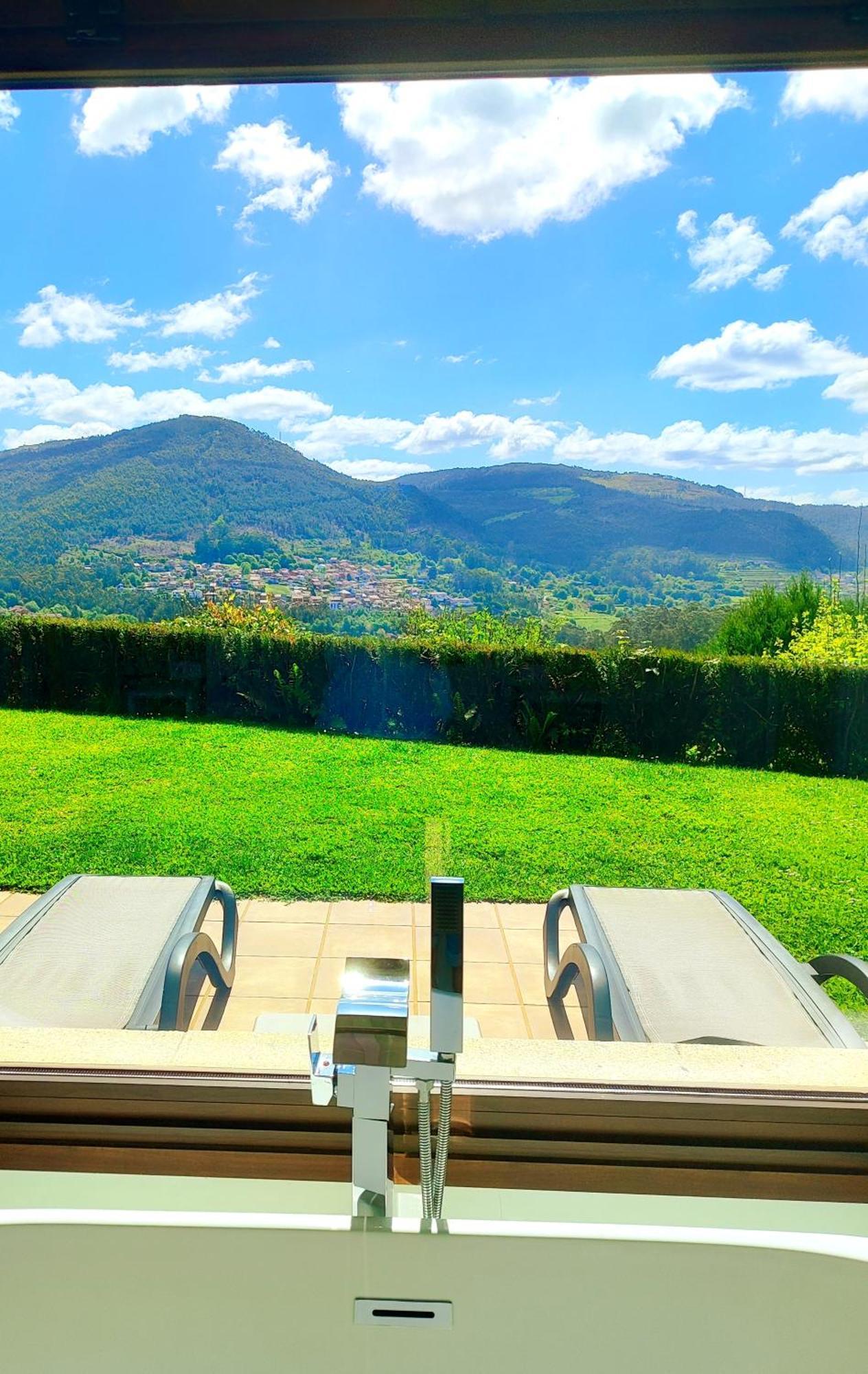 Casa Nueva De Vigo Rural Mos Con Jacuzzi Y Chimenea Para Escapada Romantica Bagian luar foto